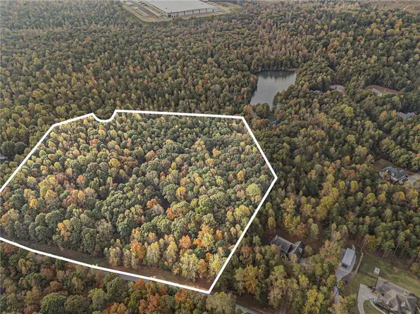 599 Primrose Ln #5, Pendergrass, GA 30567