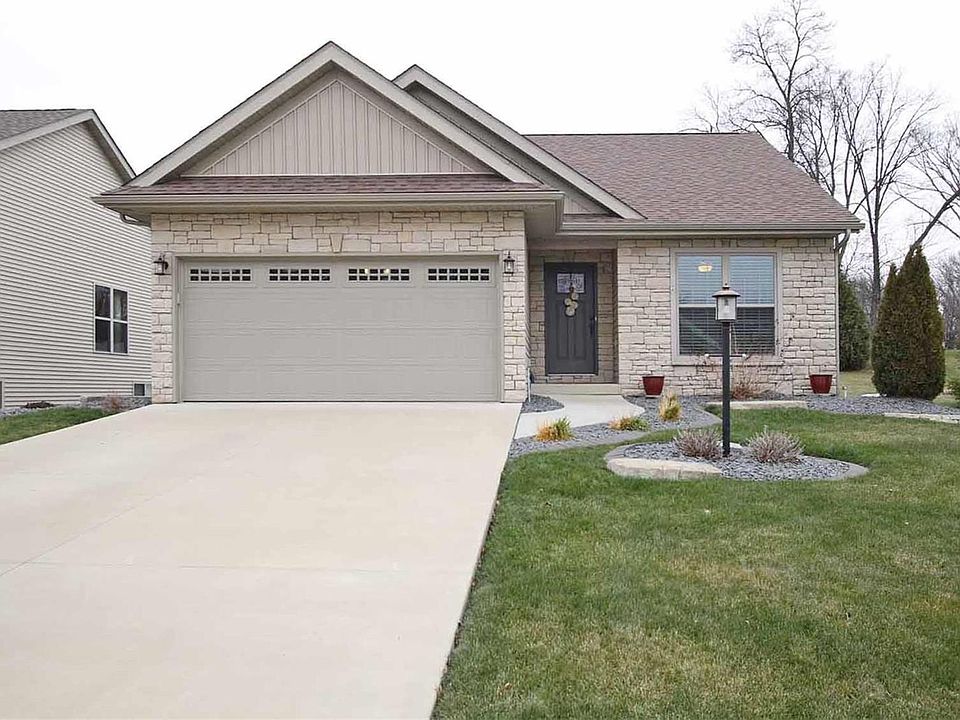 2nd image of 716 Pleasant Valley Dr