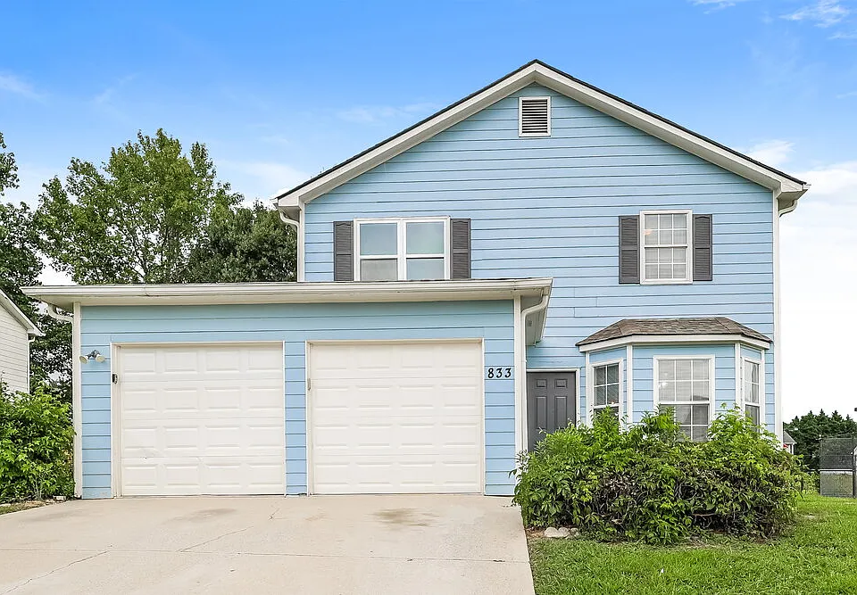 833 Rock Shoals Ct