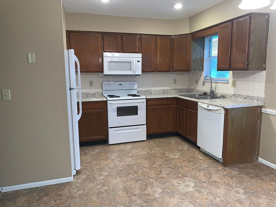 1st image of 3622 NE Chouteau Trafficway #T-3601