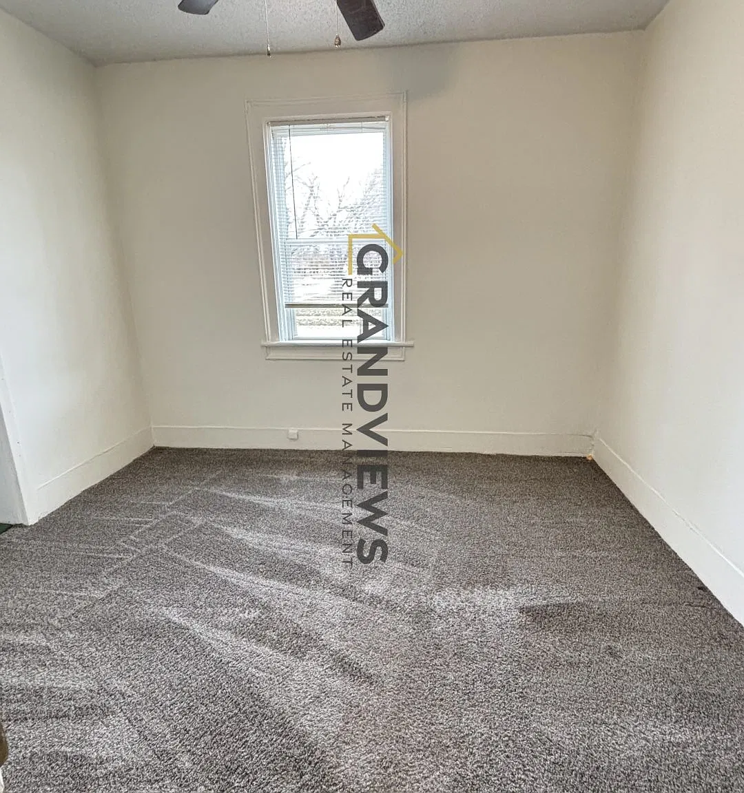 2 bed, 800 sqft, $900 — Photo 4