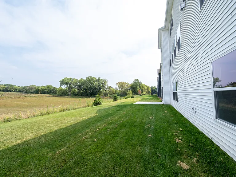 10704 Bent Pine Ln — Photo 47
