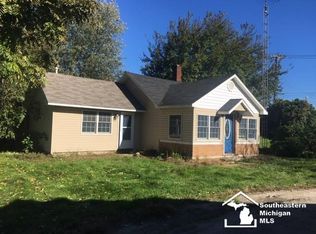 118 W Petersburg Rd, Petersburg, MI 49270