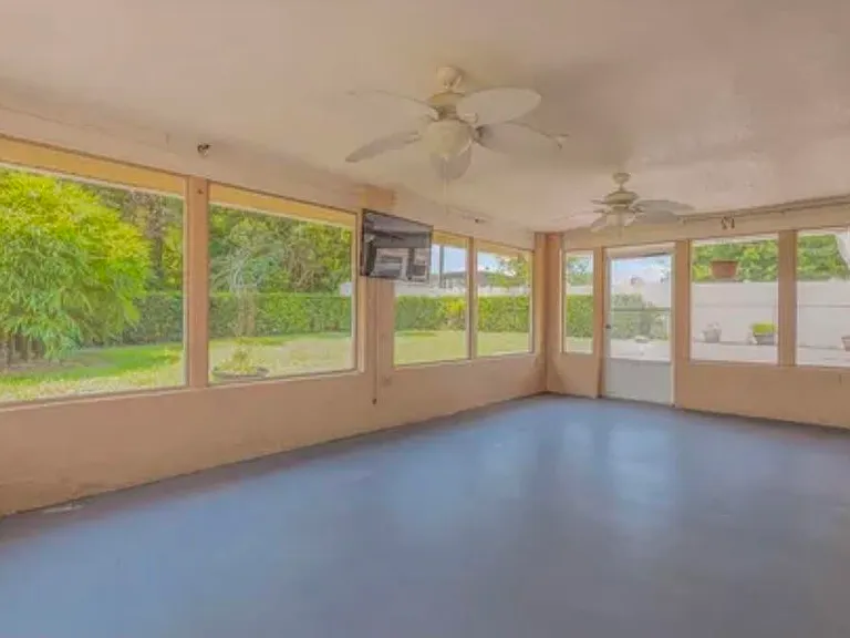 3119 Holiday St — Photo 12