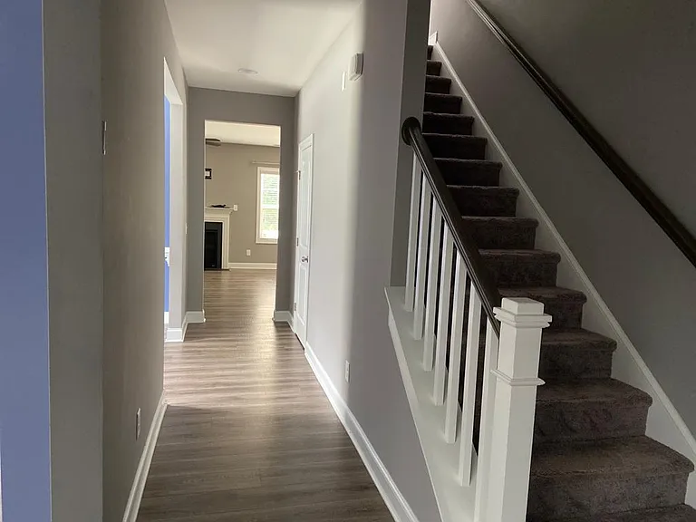 8612 Malahar Ln — Photo 7