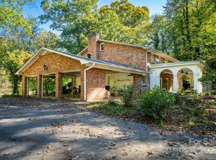 21 Riverbend Rd, Canton, NC 28716