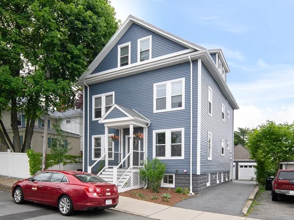 15 Cabot St #3, Salem, MA 01970