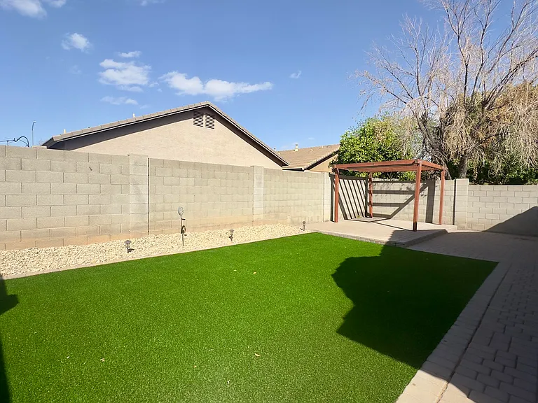 8160 W Mary Ann Dr — Photo 18