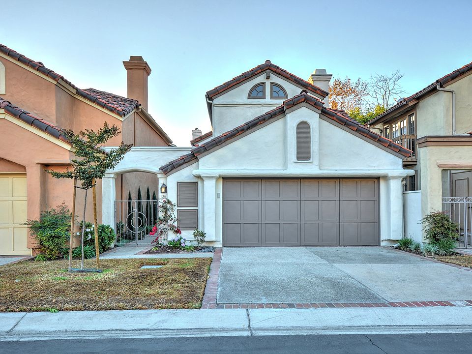 1st image of 330 La Jolla St