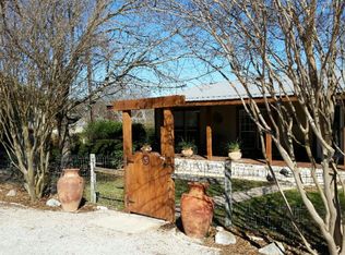201 Sierra Rd S, Kerrville, TX 78028