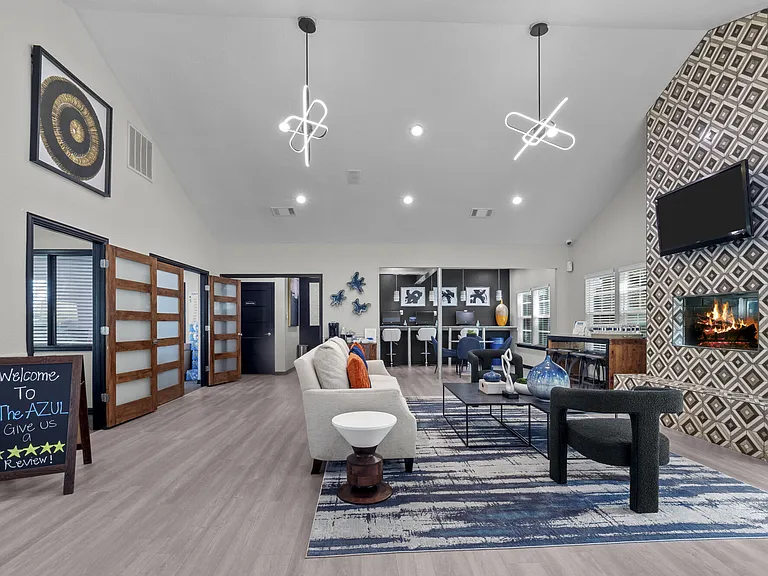 The Azul Apartments — Photo 21