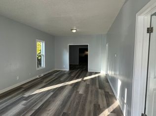 1729 S Taylor St, South Bend, IN 46613