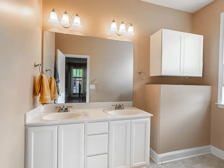 409 Trillium Creek Ct — Photo 5