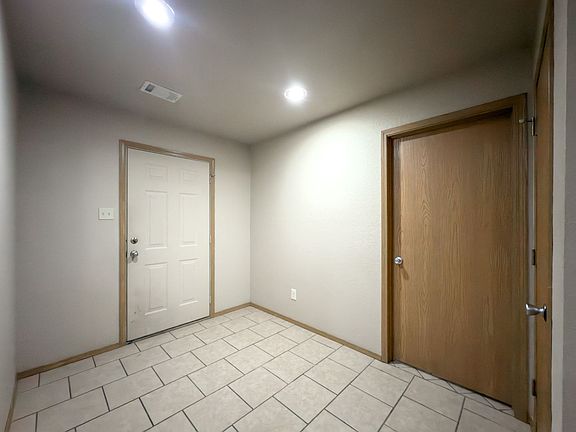 2nd image of 908 N 46th St