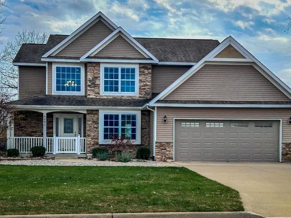 9893 Crystal Ln, Freeland, MI 48623