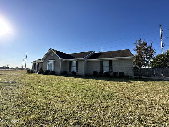 2nd image of 7537 Woodshire Dr
