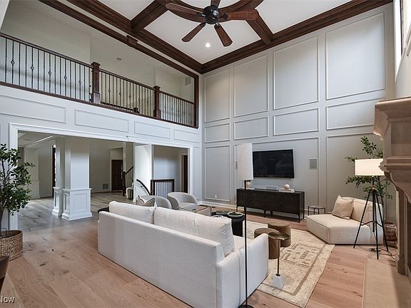 5th image of 4299 Burberry Cir