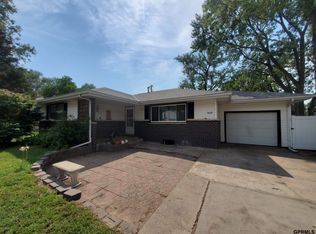 3625 N 70th St, Lincoln, NE 68507