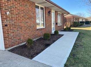 751 Grandview Dr, Springfield, OH 45503