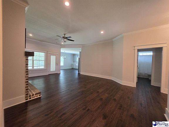 4th image of 4022 Beckford St