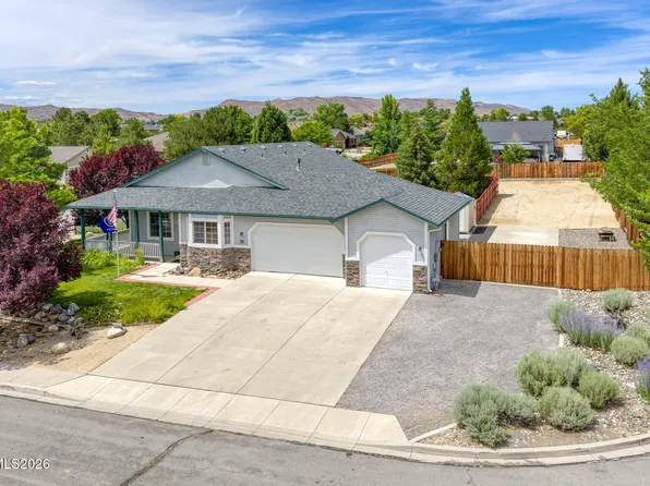 15 Caterpillar Ct, Sparks, NV 89441