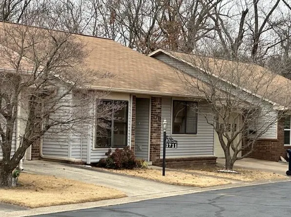 1711 White Oak Ln, Harrison, AR 72601