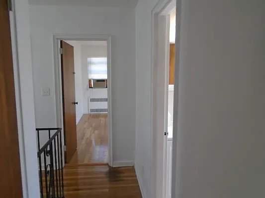 Rented by 18 REALTY | media 43