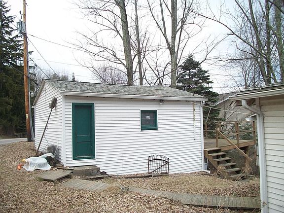 4th image of 276 Stone Ln