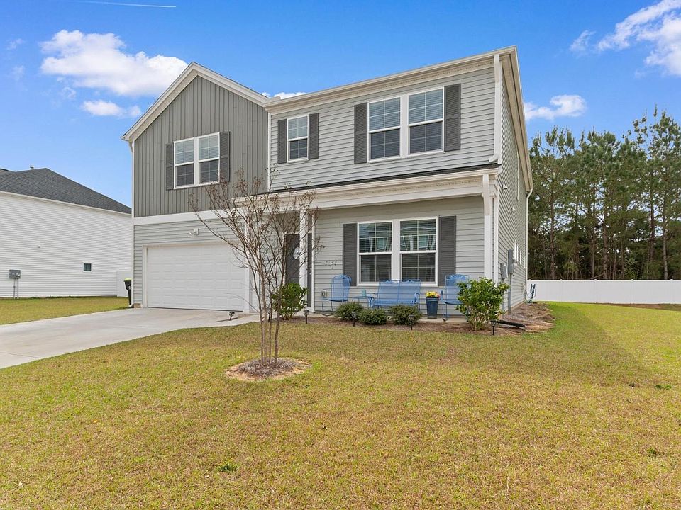 1st image of 152 Wagner Cir.