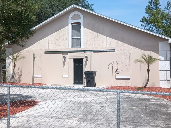 1882 Banks Rd, Lake Wales, FL 33898
