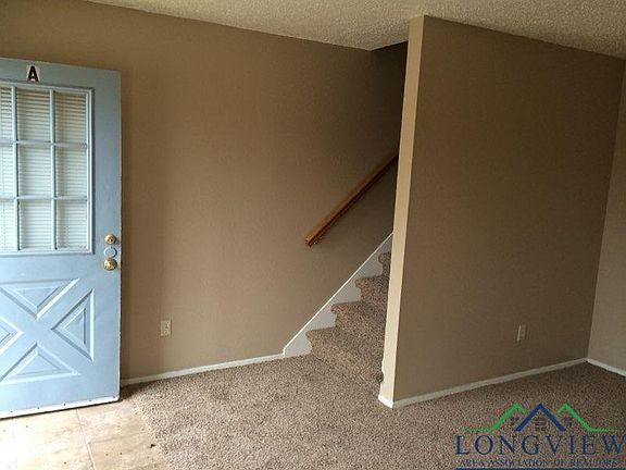 2nd image of 401 1/2 Tammy Lynn Dr