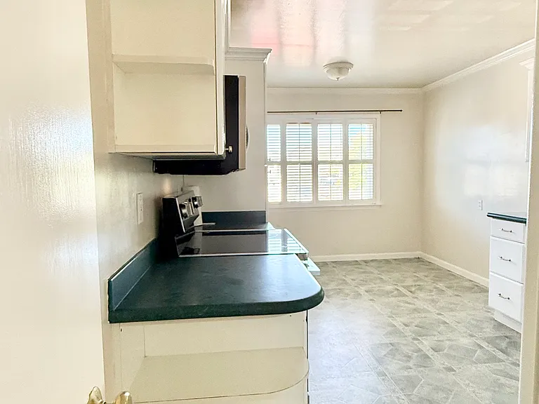 3834 Colegrove St #3834 — Photo 5
