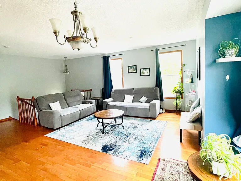 Vervain Dr — Photo 13