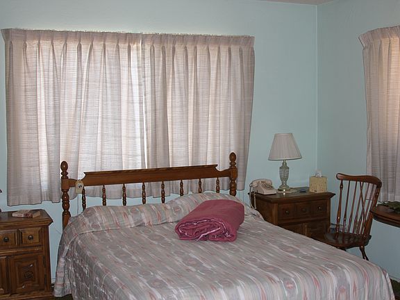 5th image of 2793 Debbie Ln