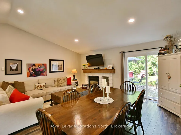 590 Oxbow Cres — Photo 21