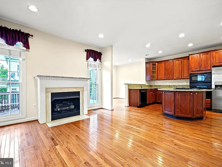 4519 Fair Valley Dr — Photo 6