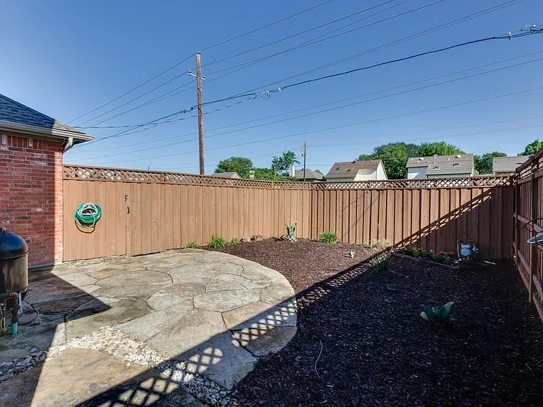 4035 Briarbend Rd — Photo 22