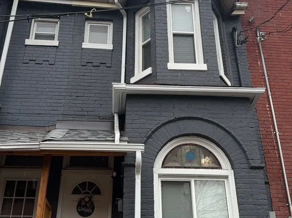 107 Pape Ave, Toronto, ON M4M 2V7