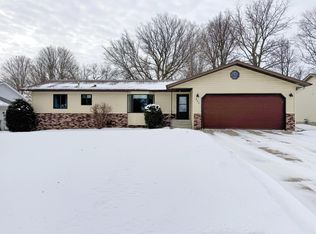402 14th St, Fergus Falls, MN 56537
