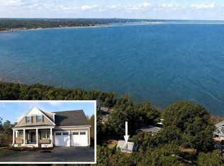 41 Bay Shore Dr, Plymouth, MA 02346