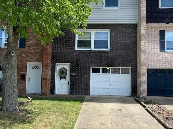 18 Owl Ct, Wheeling, WV 26003