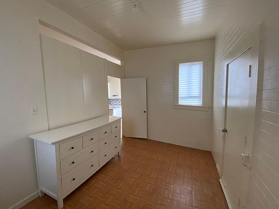 5th image of 524 Clement St #2B