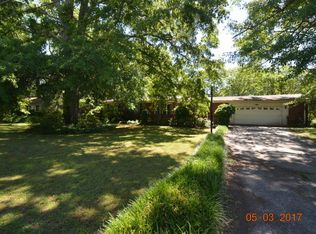 44 Ridgeview Dr, Cartersville, GA 30120