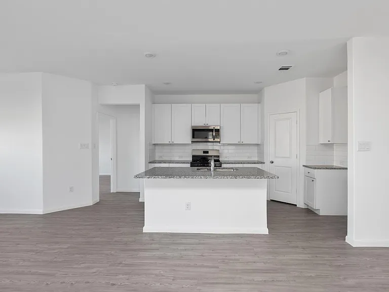 9055 Rancher Trl — Photo 2