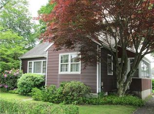 41 Mary St, Ansonia, CT 06401