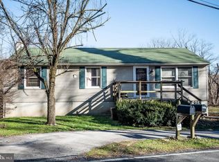 1547 Clay Creek Rd, Avondale, PA 19311