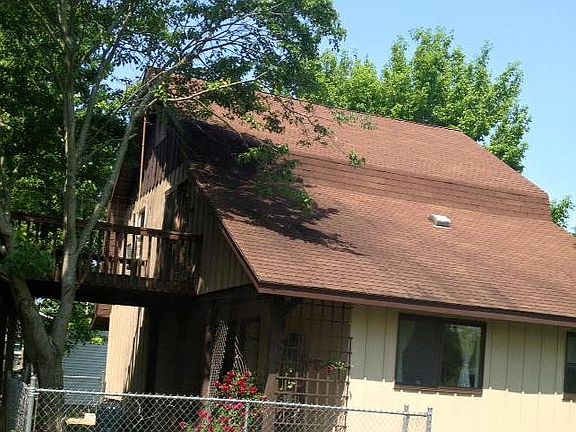 2nd image of 321 E Johnson St