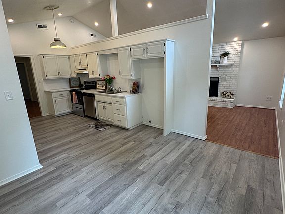 5th image of 1841 N Seminole Ct