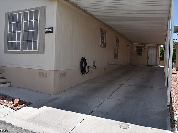 3rd image of 415 Bel Air Ave