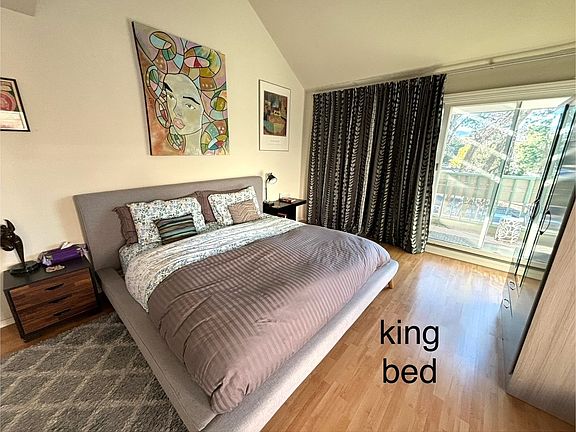 5th image of 101 Gregory Ln